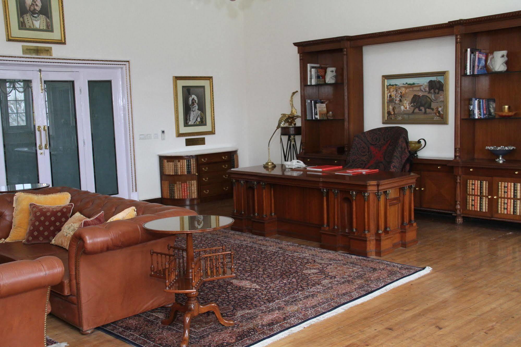 The Lalit Grand Palace Hotel Srinagar (Jammu and Kashmir)